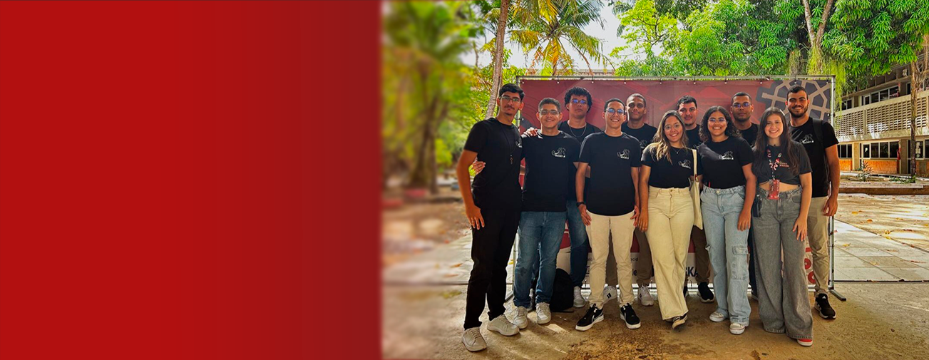 Banner principal da Rocket Jr mostrando equipe trabalhando